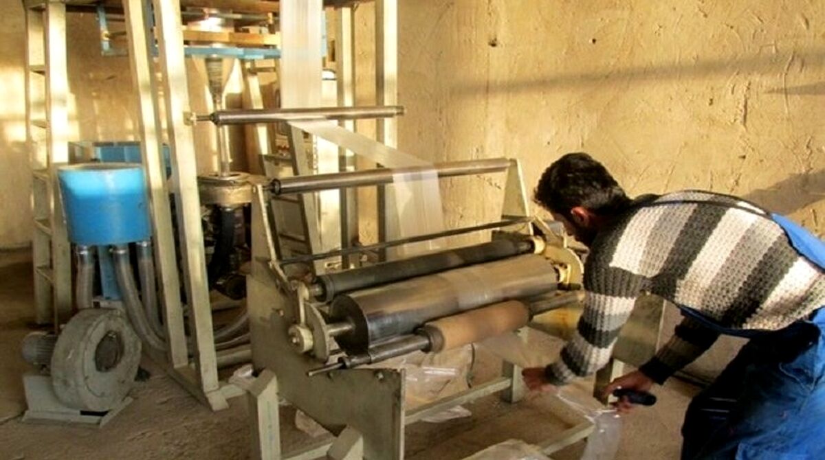 حقوق کارگران تنها برای 10 روز ماهشان کفایت می کند!