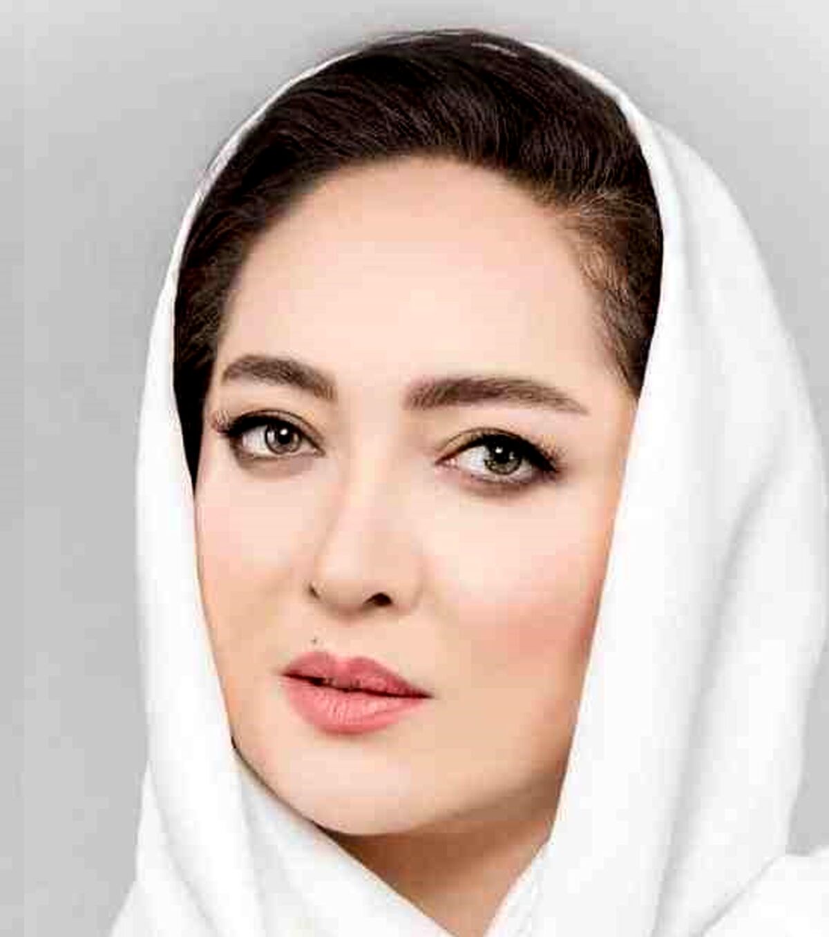 خونه ویلایی نیکی کریمی در منطقه شاهانه تهران! | نیکی کریمی از کجا پول پارو می کنه؟