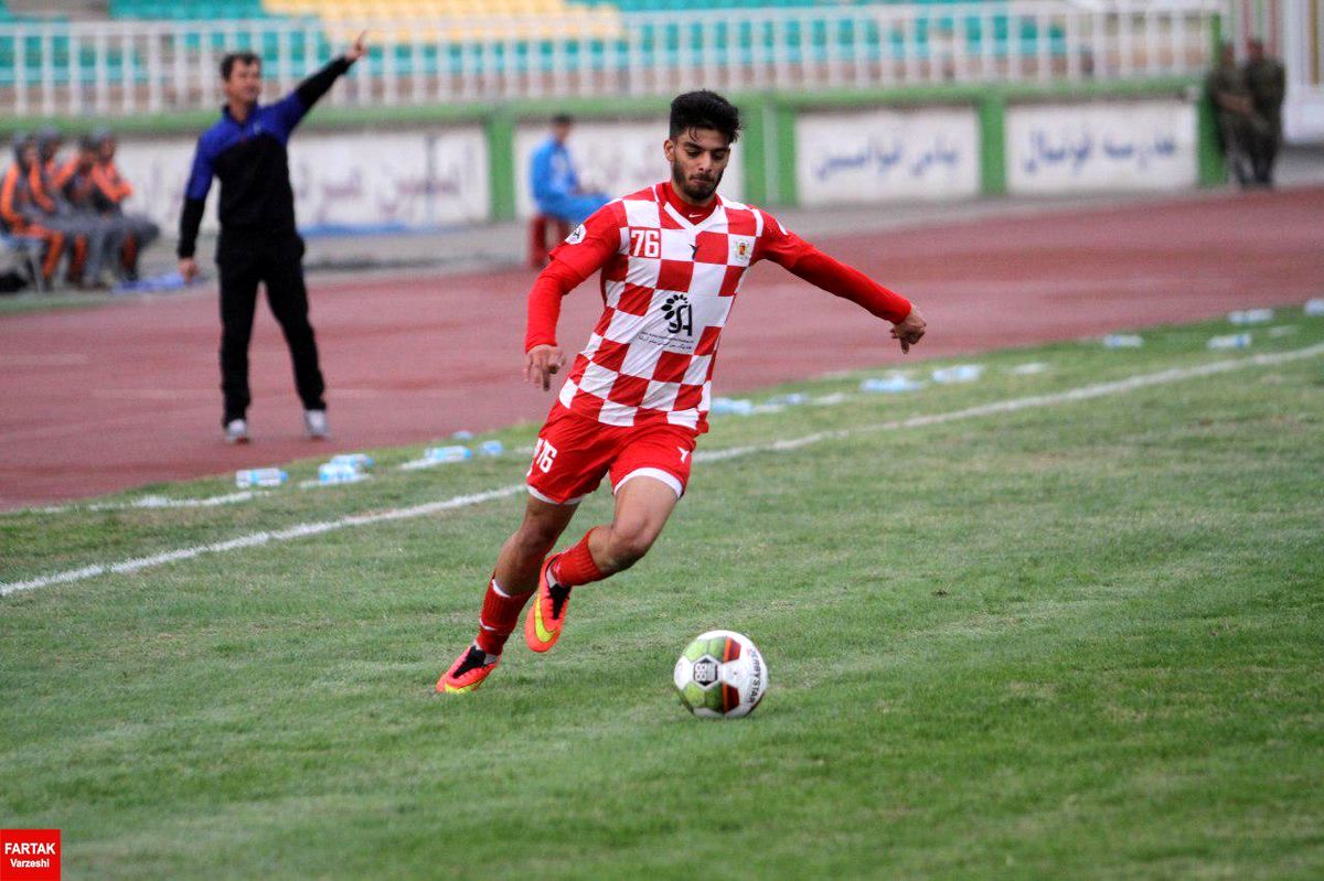 ادعای مرتضی خراسانی بازیکن تیم ذوب آهن 