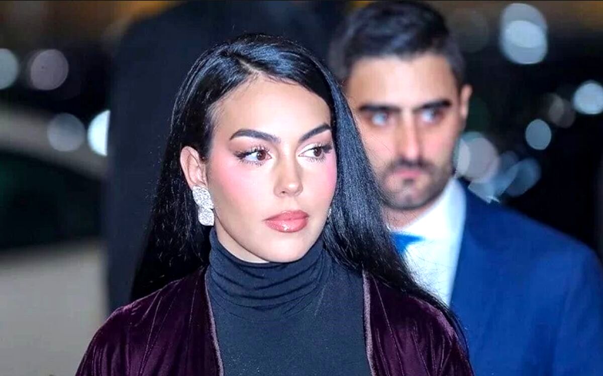 جورجینا رونالدو با کاپشن در زمین دومیدانی عربستان!