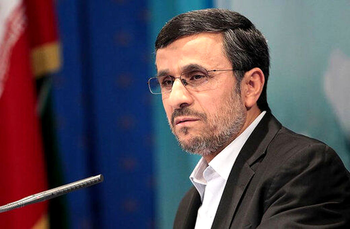 فیلم کتک کاری در لحظه ورود محمود احمدی نژاد به وزارت کشور