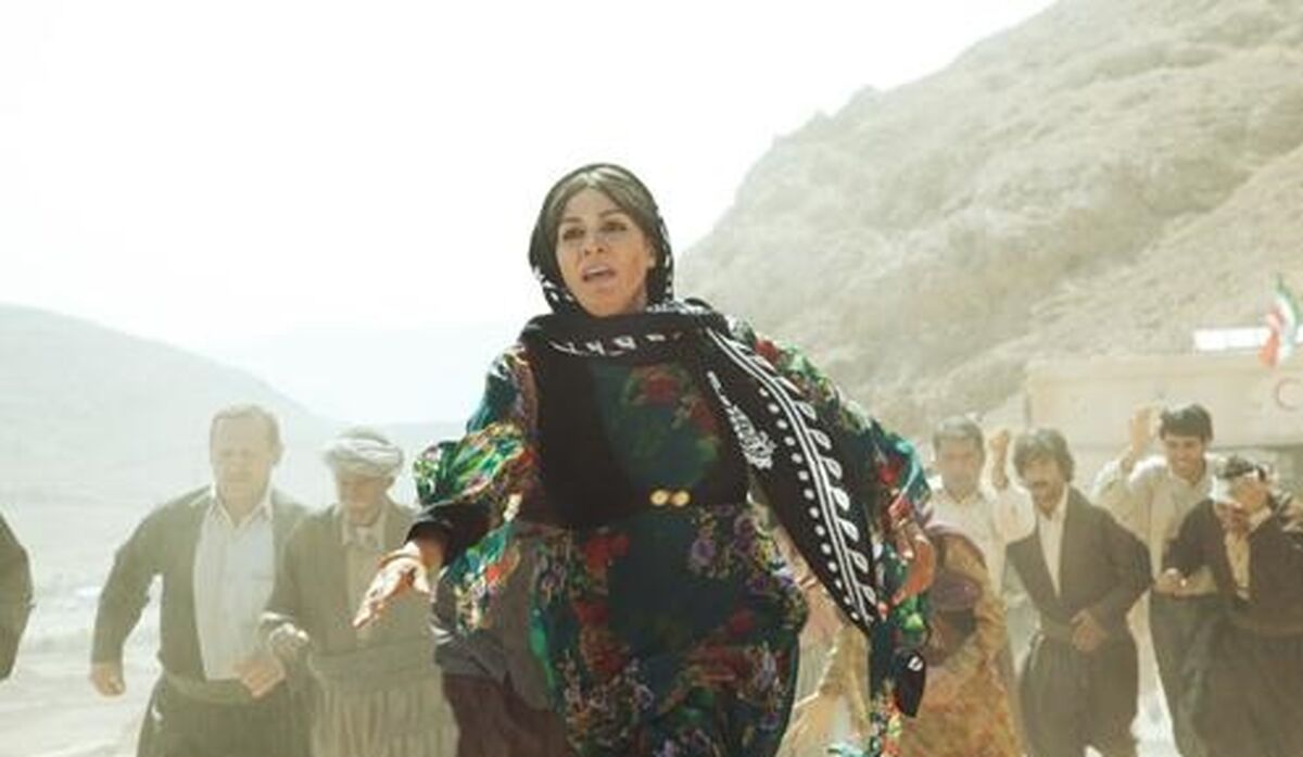 مریلا زارعی با لباس کرمانشاهی در فیلم جدیدش + عکس 