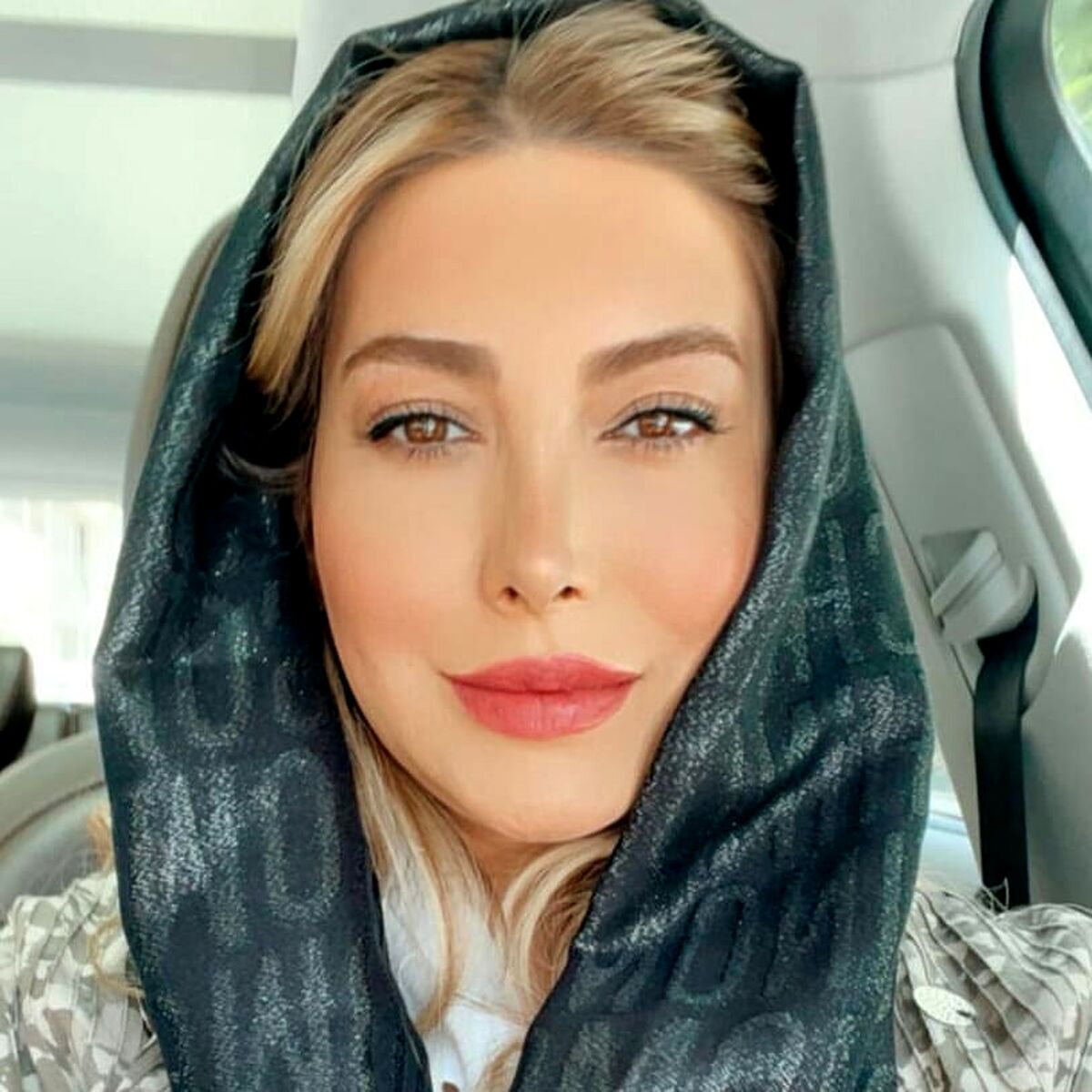 دکوراسیون میلیاردی خانه فریبا نادری در بالای شهر تهران+ تصاویر