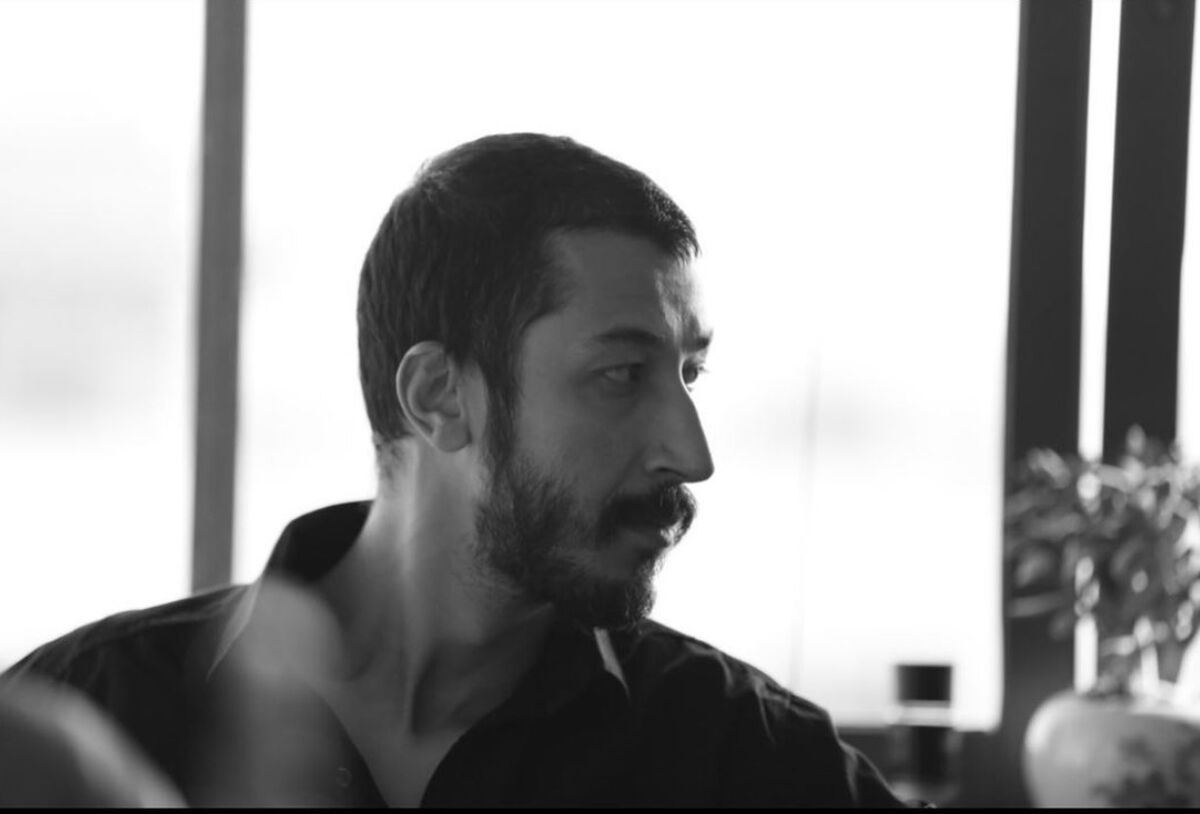 بهرام افشاری پوستر جدیدی از خود در یک فیلم سینمایی منتشر کرد+ جزئیات