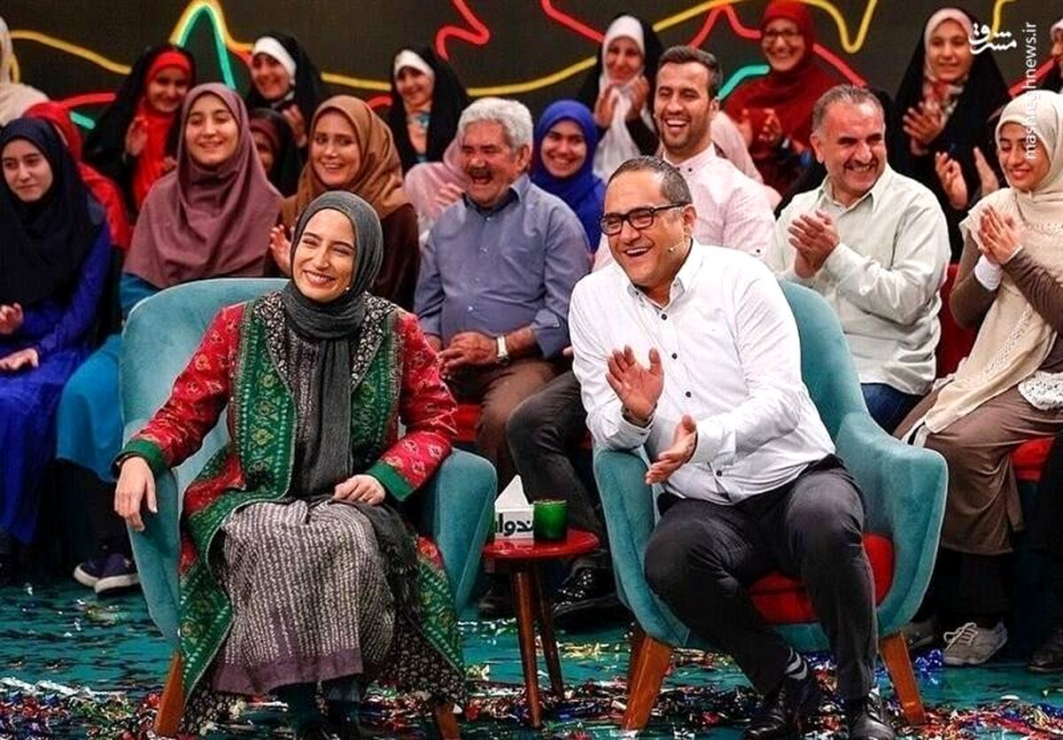 ماشین فوق لاکچری رامبد جوان