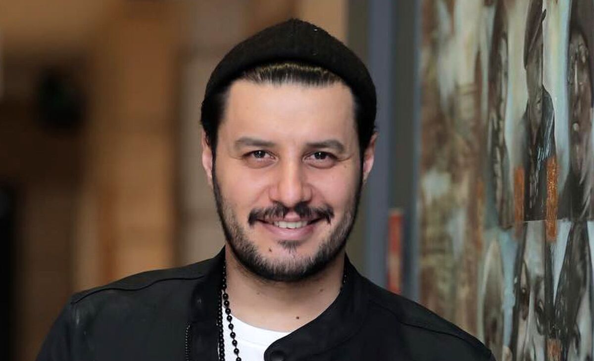 جواد عزتی عزادار شد