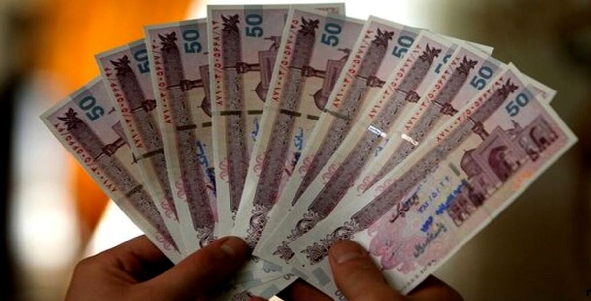 واریز پول به حساب مستمری بگیران| حقوق و عیدی ها واریز شد