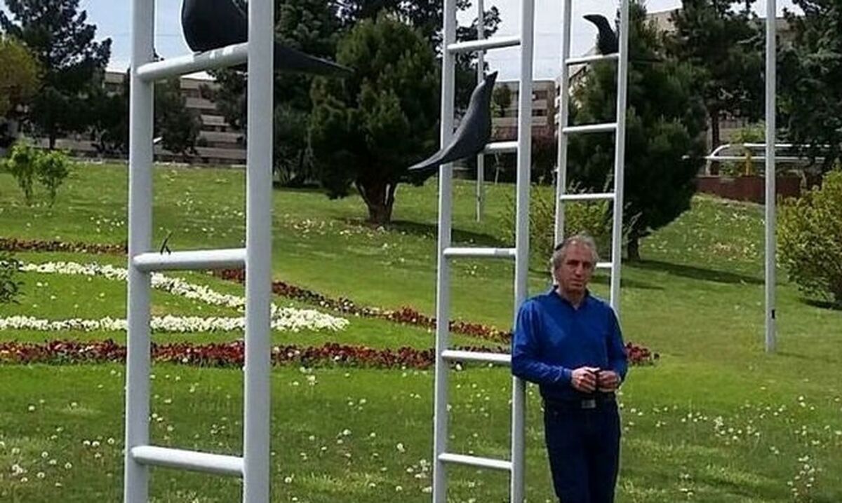 بعد از قتل بابک خرمدین کلاغ های شهرک اکباتان ناپدید شدند