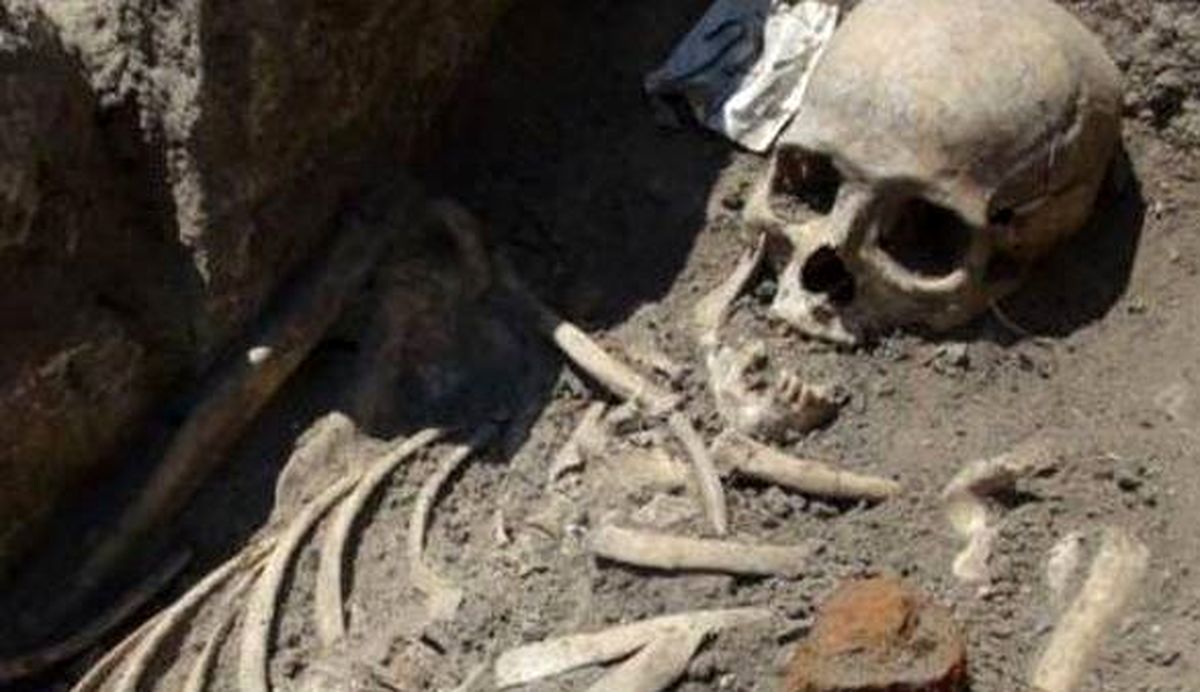 اسکلت مرد جوان هنگام پی ریزی یک ساختمان