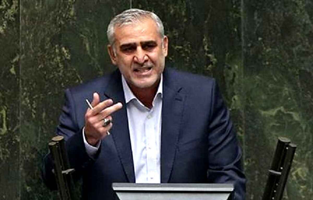  سوپرانقلابی ها می گویند با دانش آموزان برخورد کنید | نامه درخواست اعدام معترضان 100 امضا داشت