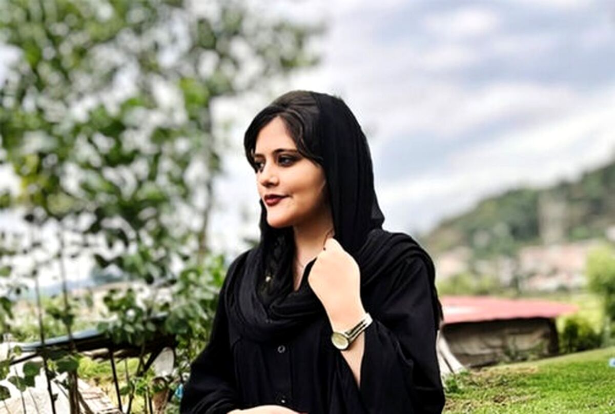  گفتند پیکر ژینا باید زودتر از موعد اعلام شده به خاک سپرده شود |روایتی تلخ از مراسم خاکسپاری مهسا امینی