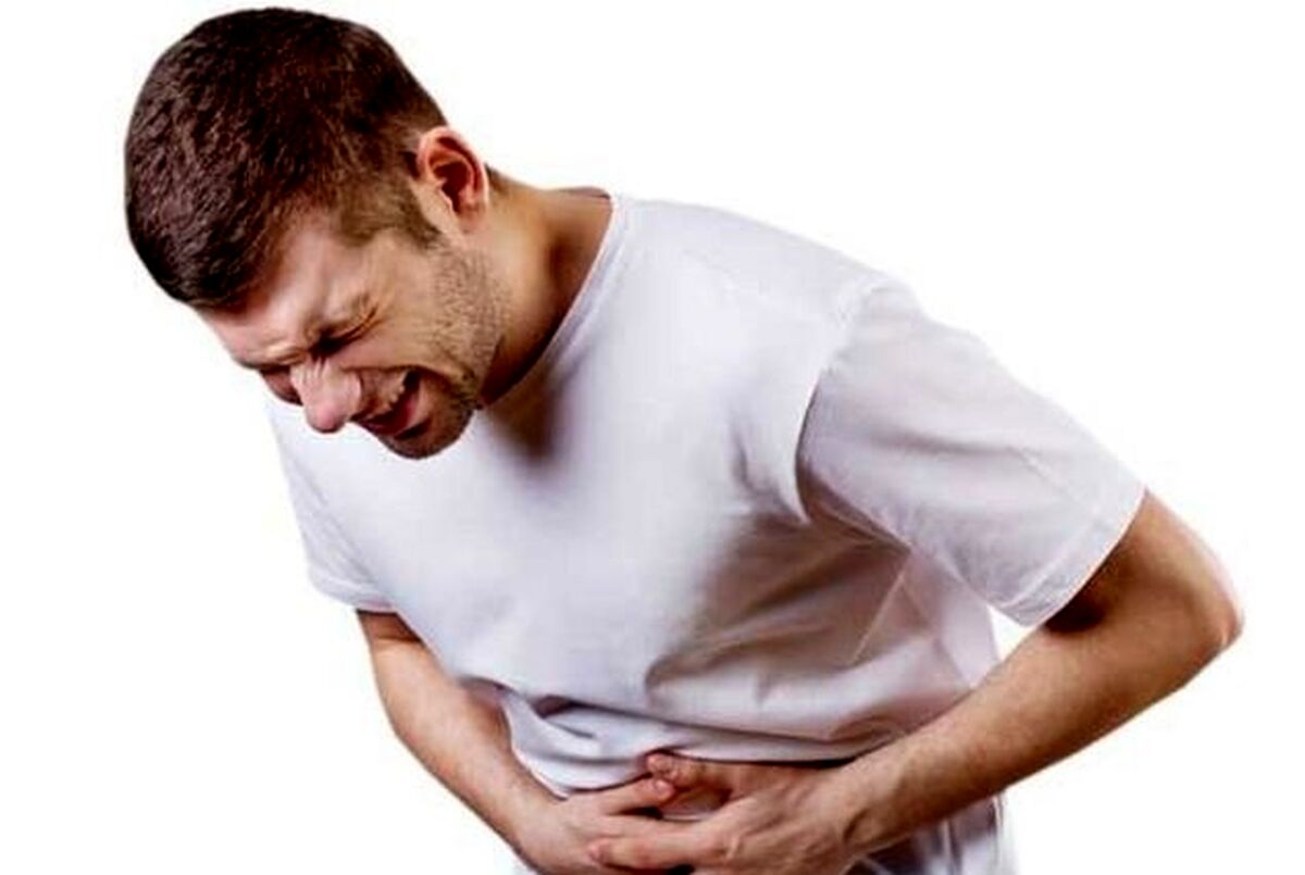 علت نفخ شکم چیست؟ | پیشگیری و روش‌های درمان غذایی و دارویی
