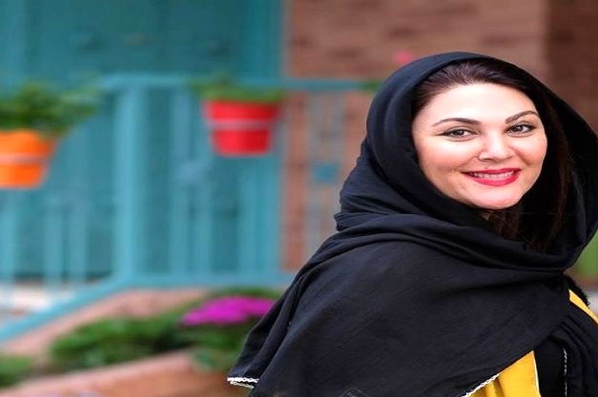 لاله اسکندری در خارج از ایران با لباسی غیر متعارف ظاهر شد |  لاله اسکندری ممنوع الکار است؟