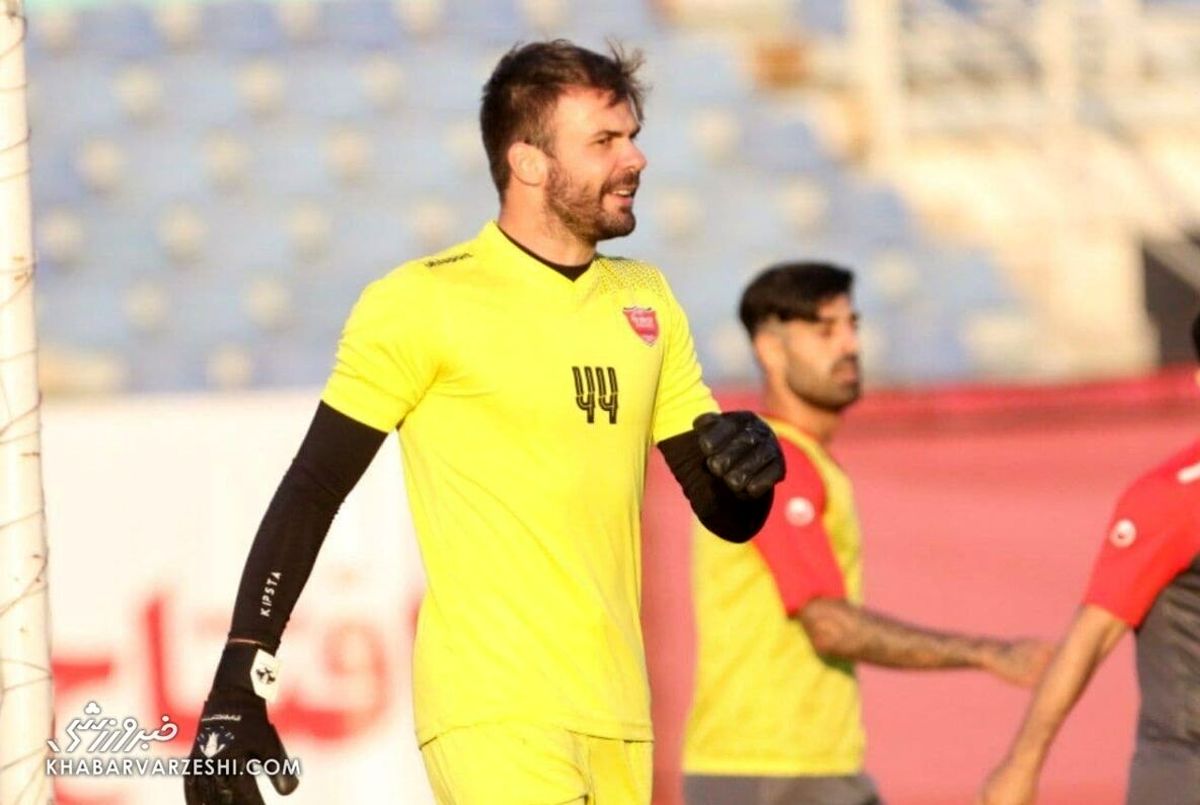 پشت پرده مطالبات دروازه بان پرسپولیس فاش شد