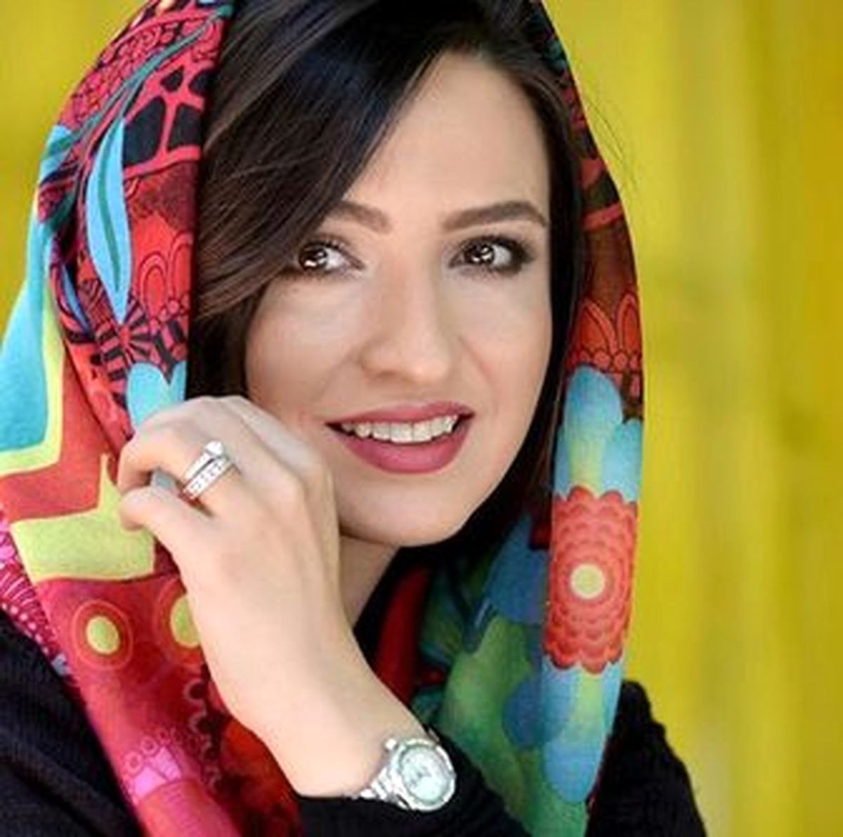 بیوگرافی گلاره عباسی