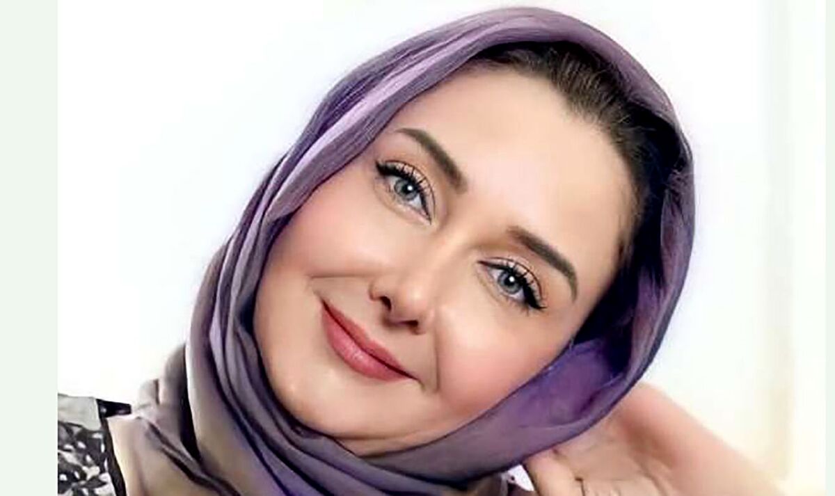 جشن تولد پر زرق و برق کتایون ریاحی با چند مرد در 60 سالگی| عکس های کتایون ریاحی با خواننده سرشناس