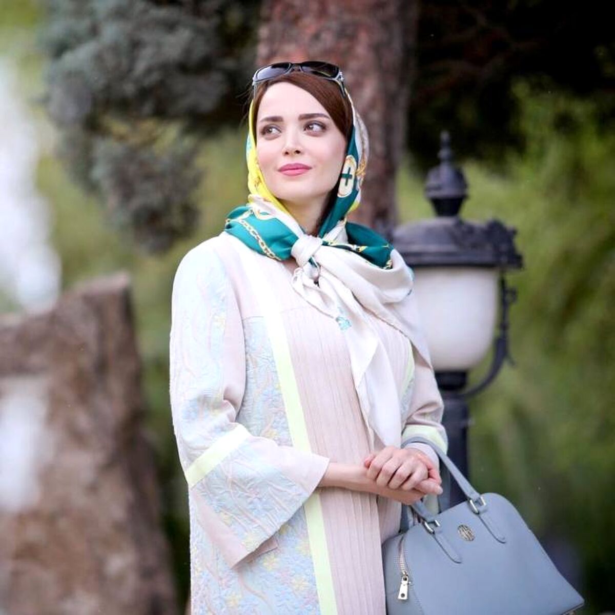 اعتیاد وحشتناک بهنوش طباطبایی بعد طلاق از مهدی پاکدل افشا شد | بهنوش طباطبایی با این اقدام مبتذل کار دست خودش داد!