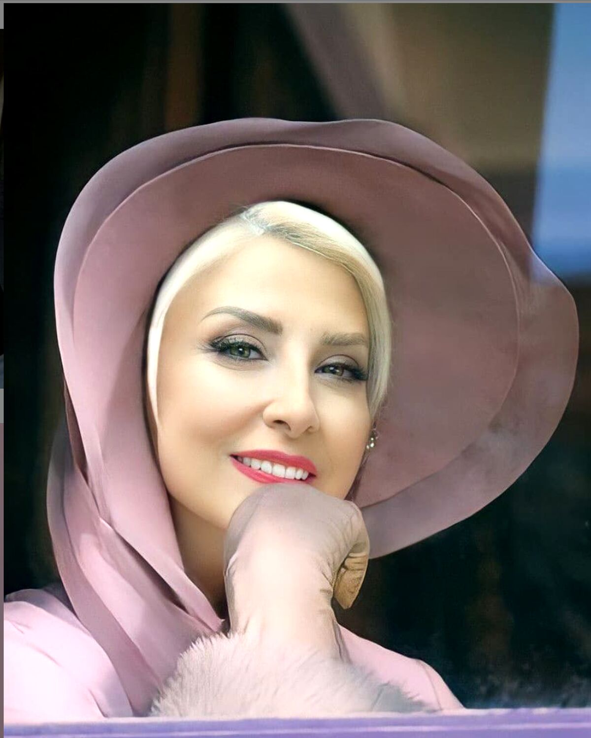 مرجانه گلچین ۲۰ ساله شد!| عکس باورنکردنی از چهره جوان مرجانه گلچین