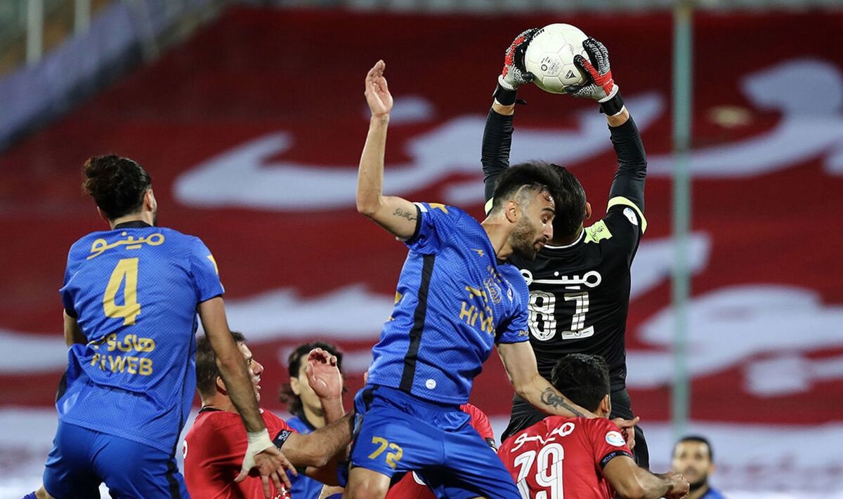 استقلالی‌ها قبل از دربی پولدار می‌شوند
