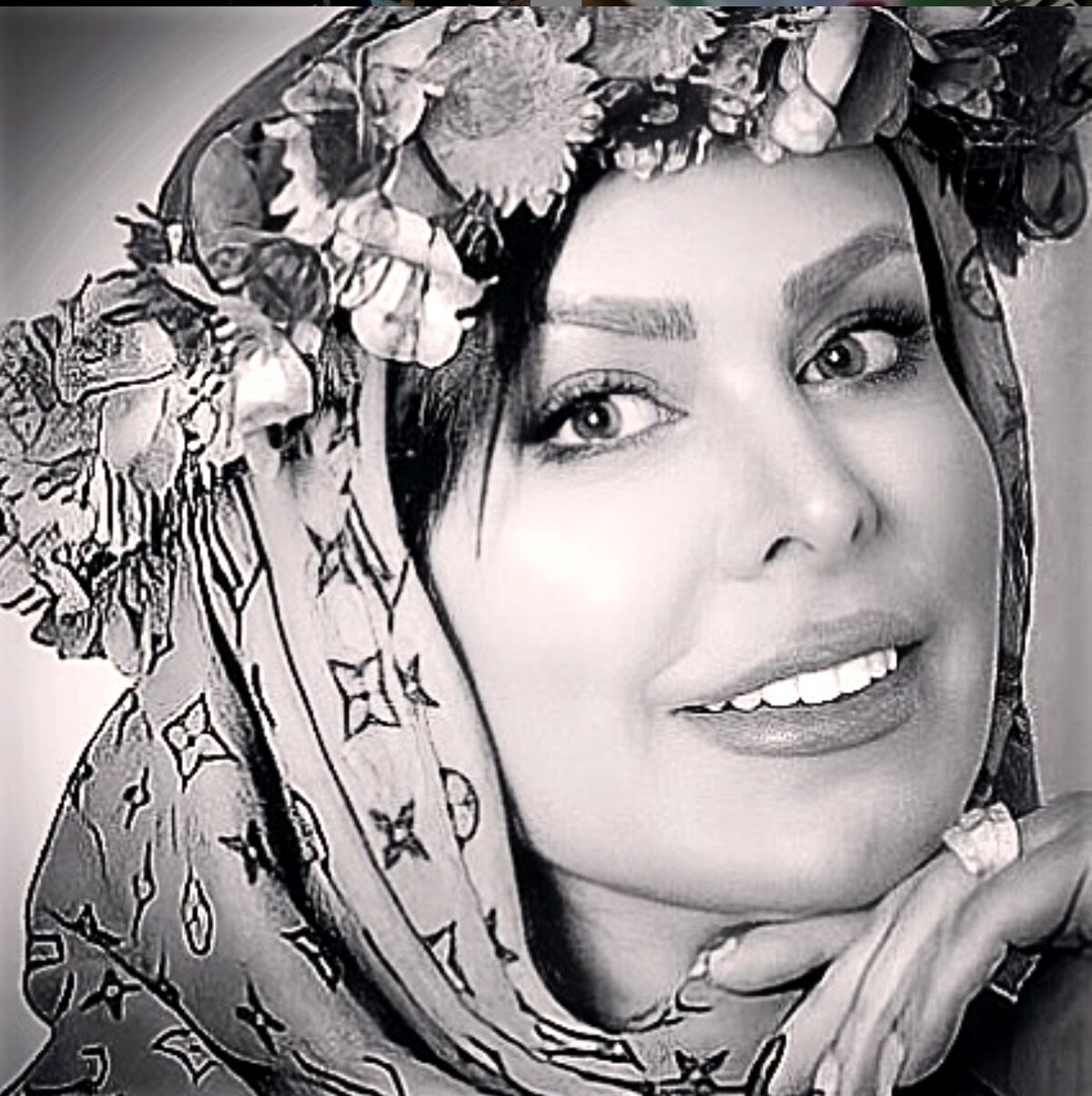 چهره فوق العاده جوان فلور نظری در دهه 50 زندگی+ عکس جدید بعد از جراحی