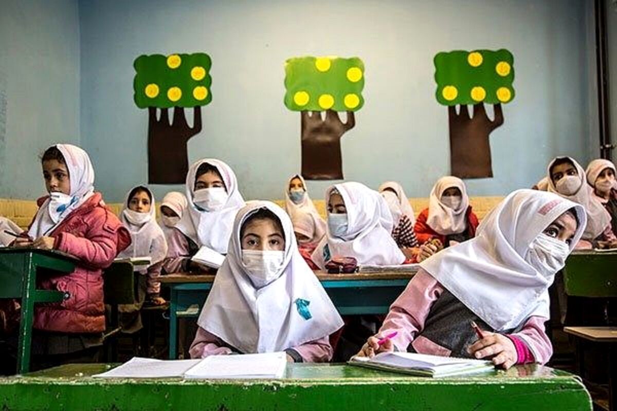 خبر مهم: مدارس از اول مهر حضوری می‌شوند