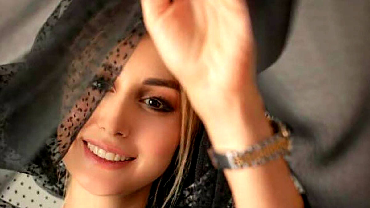 همسر شاهرخ استخری مدل می شود / تصاویر جنجالی از سپیده بزمی پور
