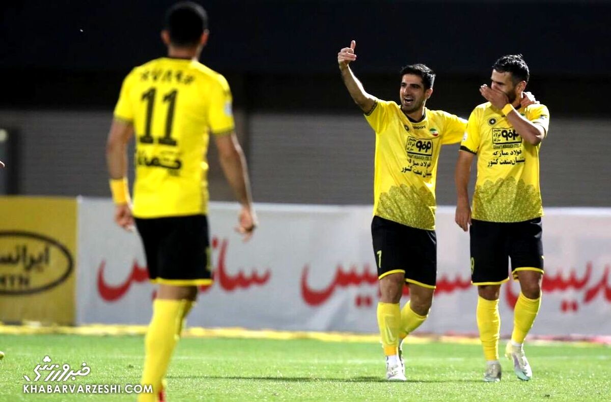 اولین خرید آبی‌ رونمایی شد|  گزینه اصلی پرسپولیس پرید!