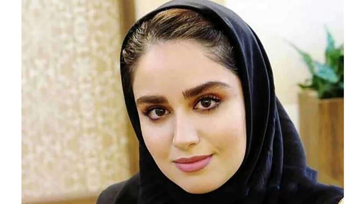عکس فاش شده از عاشقانه خانم بازیگر با مرد استقلالی 