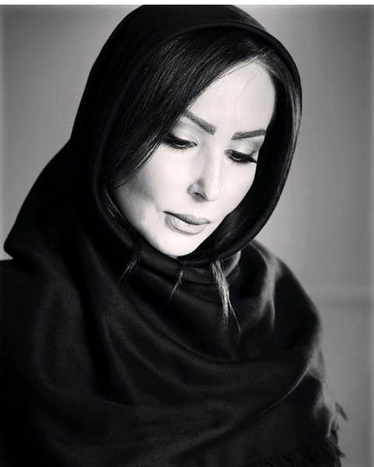 ازدواج پرستو صالحی با مرد دستفروش حقیقت دارد ؟ / فیلم 
