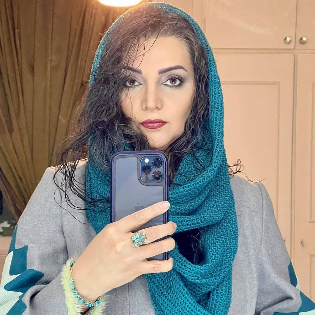  الهام پاوه نژاد به چه ماده ای اعتیاد دارد؟ | الهام پاوه نژاد در کنار همسر سردار آزمون با تیپ و قیافه ای متفاوت