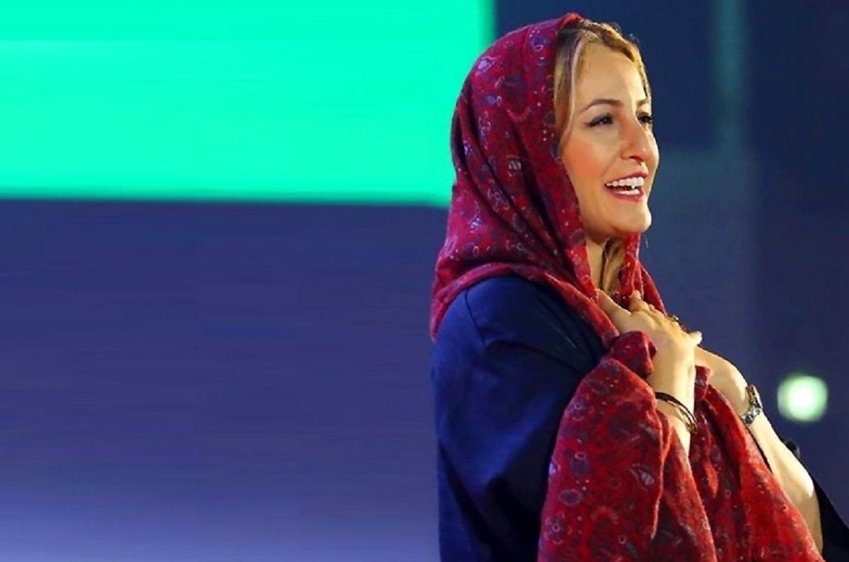 شقایق دهقان مهاجرت کرد