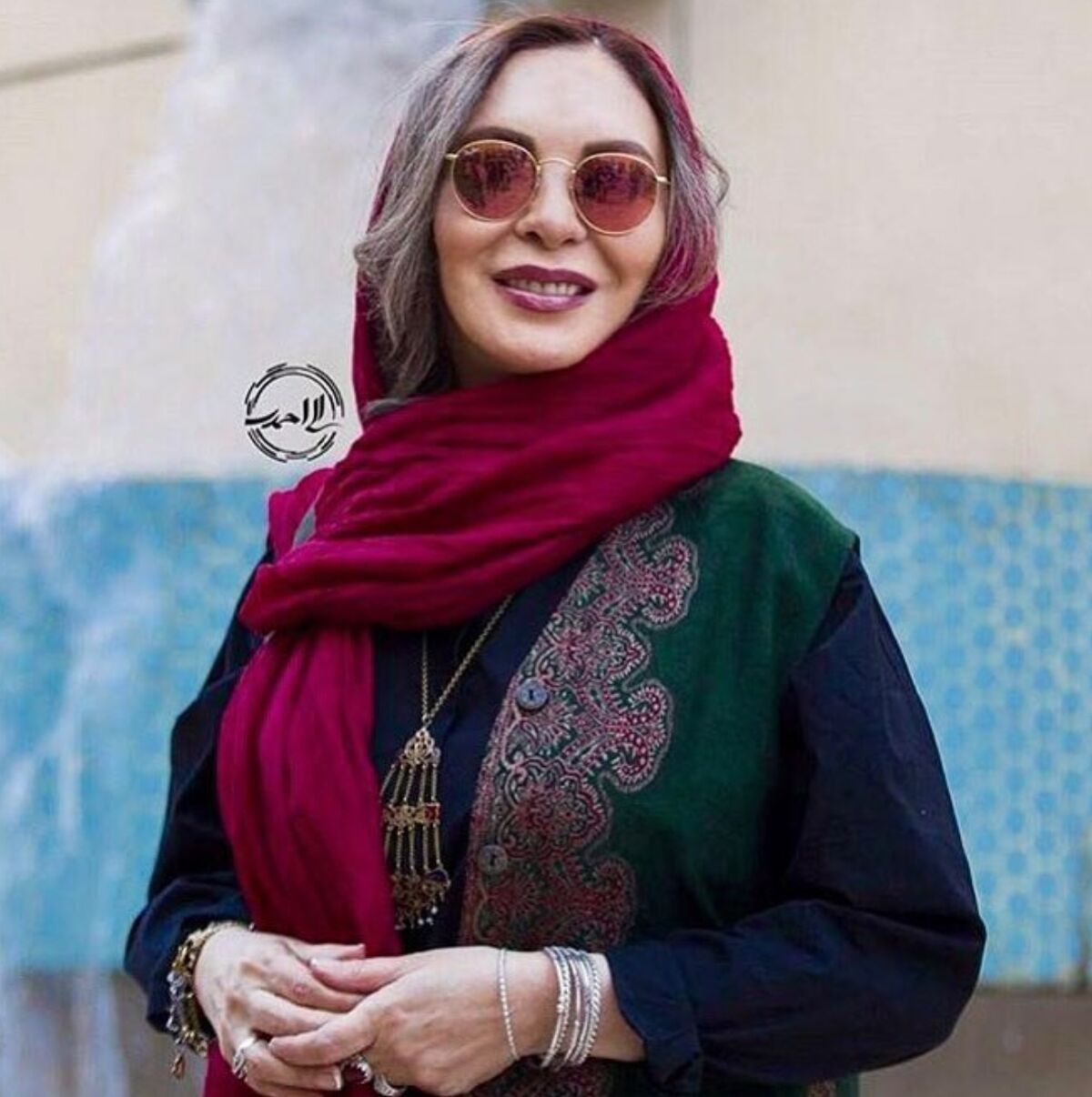 افسانه بایگان با صورت پف کرده تزریقی همه را وحشت زده کرد| آقای جوان کنار افسانه بایگان کیست؟