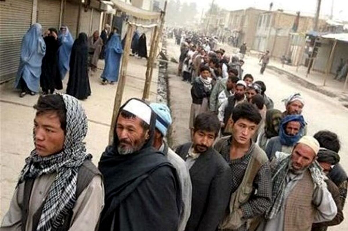 هشدار جدی وزیر کشور به اتباع خارجی