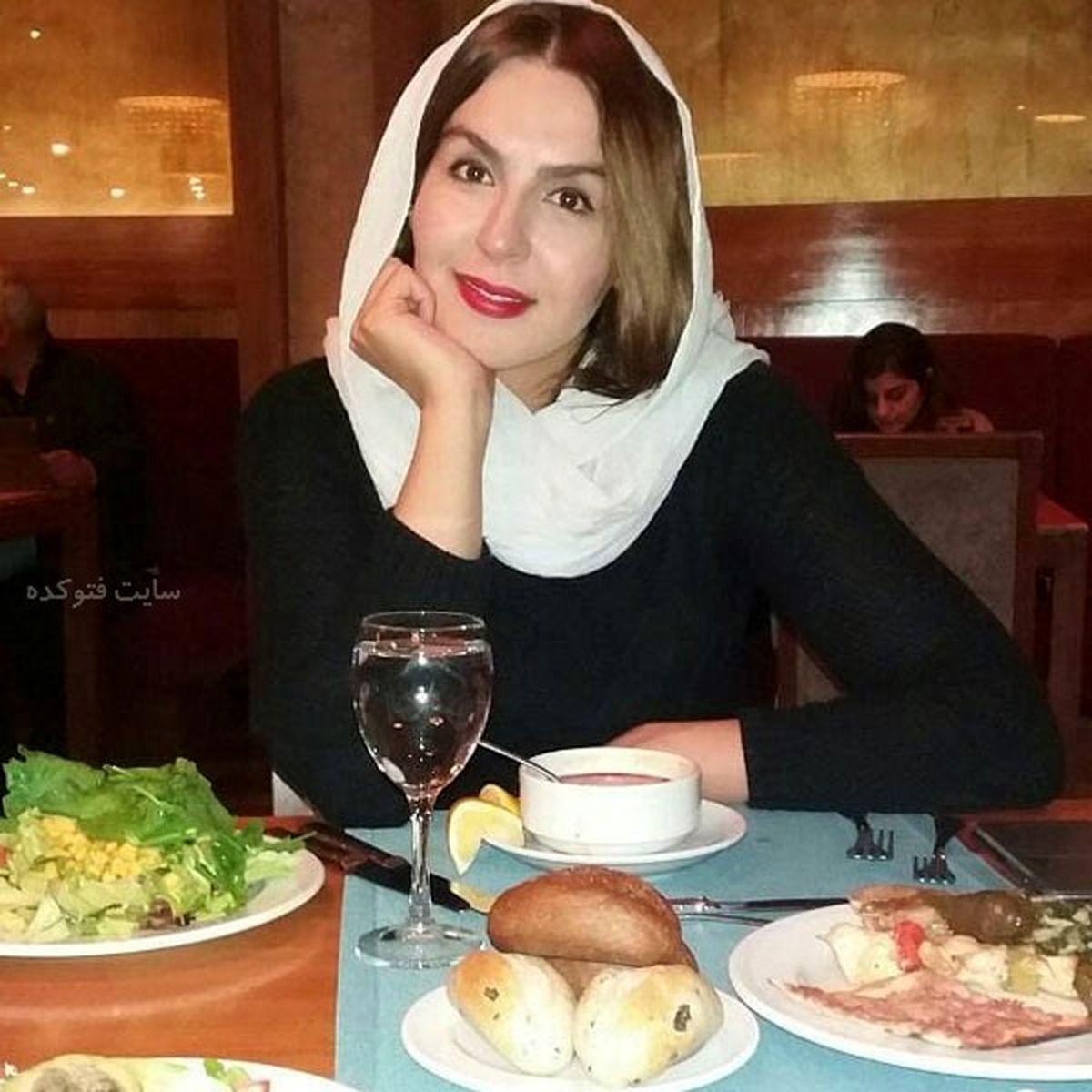 بیوگرافی آزیتا ترکاشوند