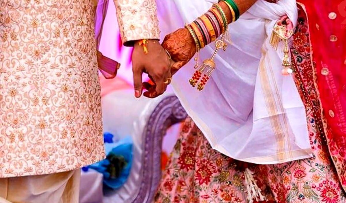 عروس خانم  شب عروسی مرد از آب درآمد!