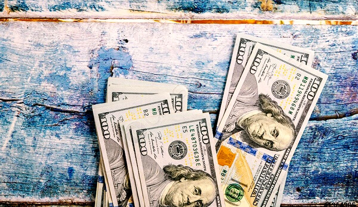 جدیدترین قیمت دلار پیش از ظهر امروز 15 بهمن