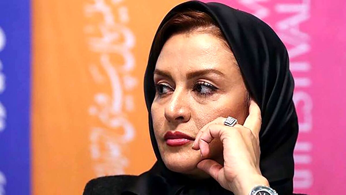 جشن تولد سوپرلاکچری مریلا زارعی با نامزدش | پسر جوان خوش تیپ 20 سال جوانتر مریلا زارعی را سورپرایز کرد + فیلم