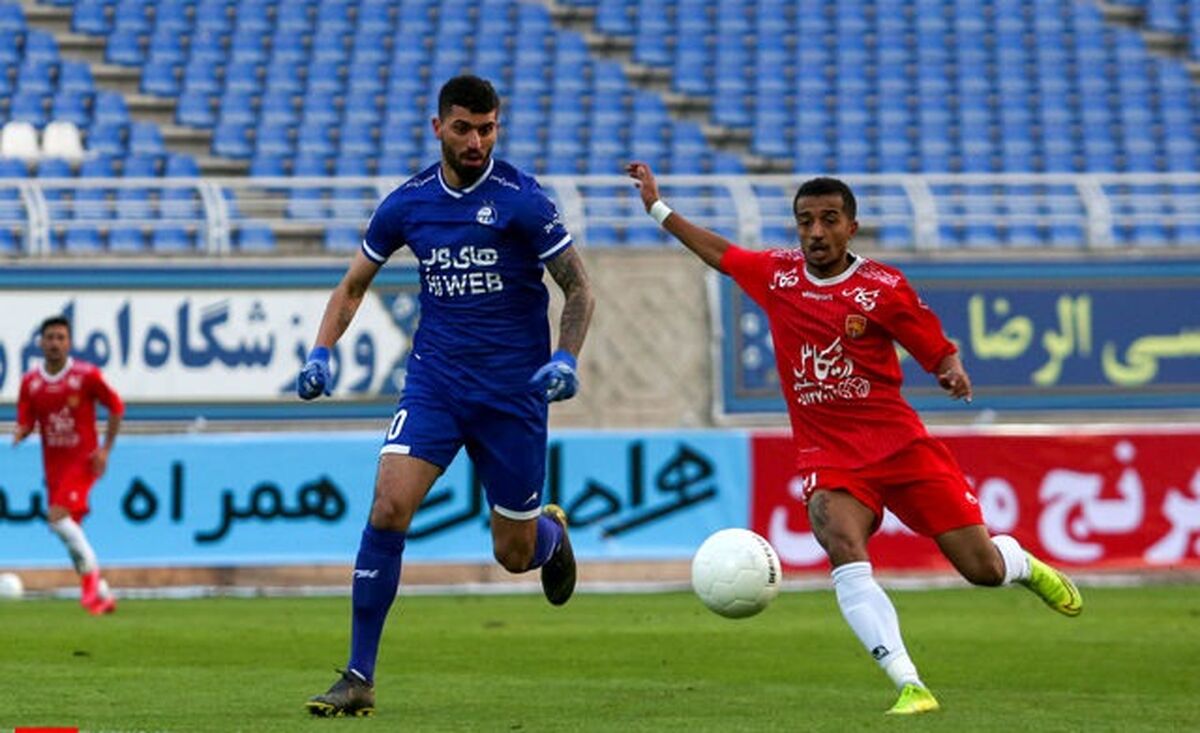 مدافع جنجالی به استقلال برگشت