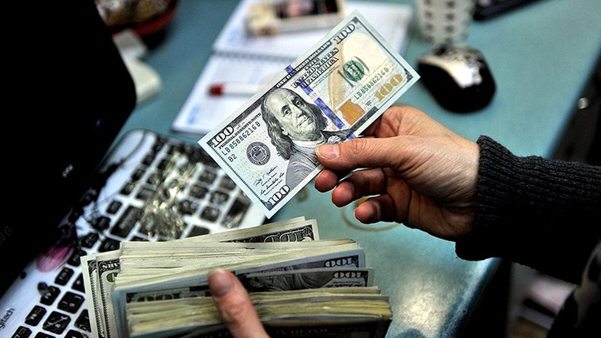 قیمت دلار بالا رفت / دلار از مرز 26 هزار تومان هم گذشت 
