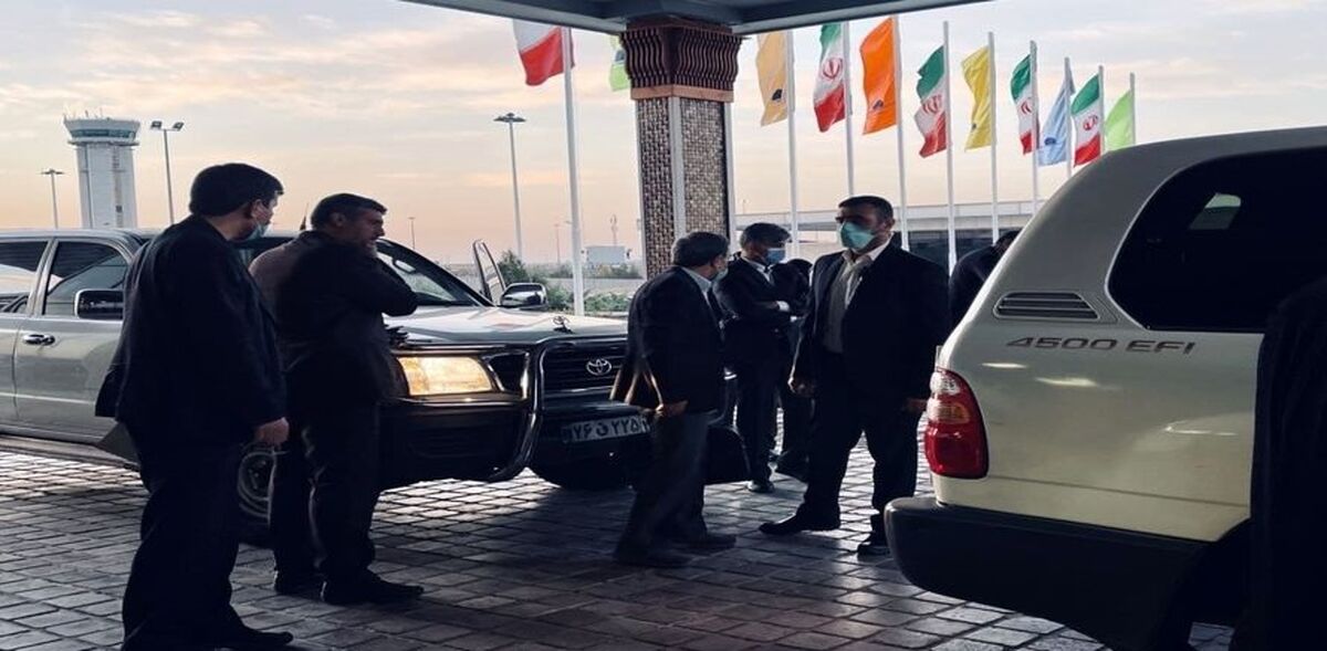 محمود احمدی نژاد ممنوع الخروج بود؟| احمدی نژاد در دبی چه می کند؟