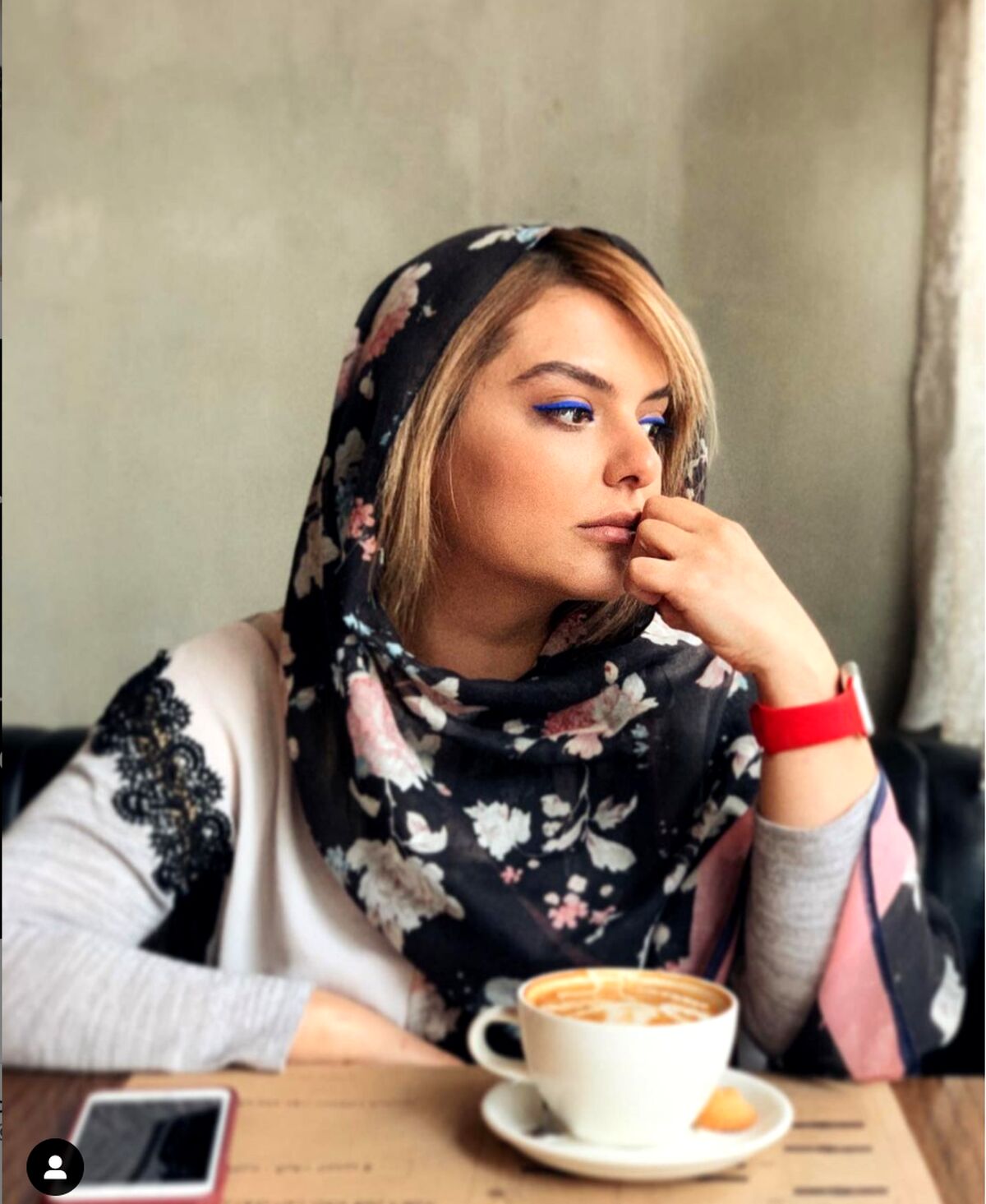 بیوگرافی دنیا مدنی + تصاویر