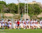 قهر بازیکنان تراکتور و پیامک های عجیب