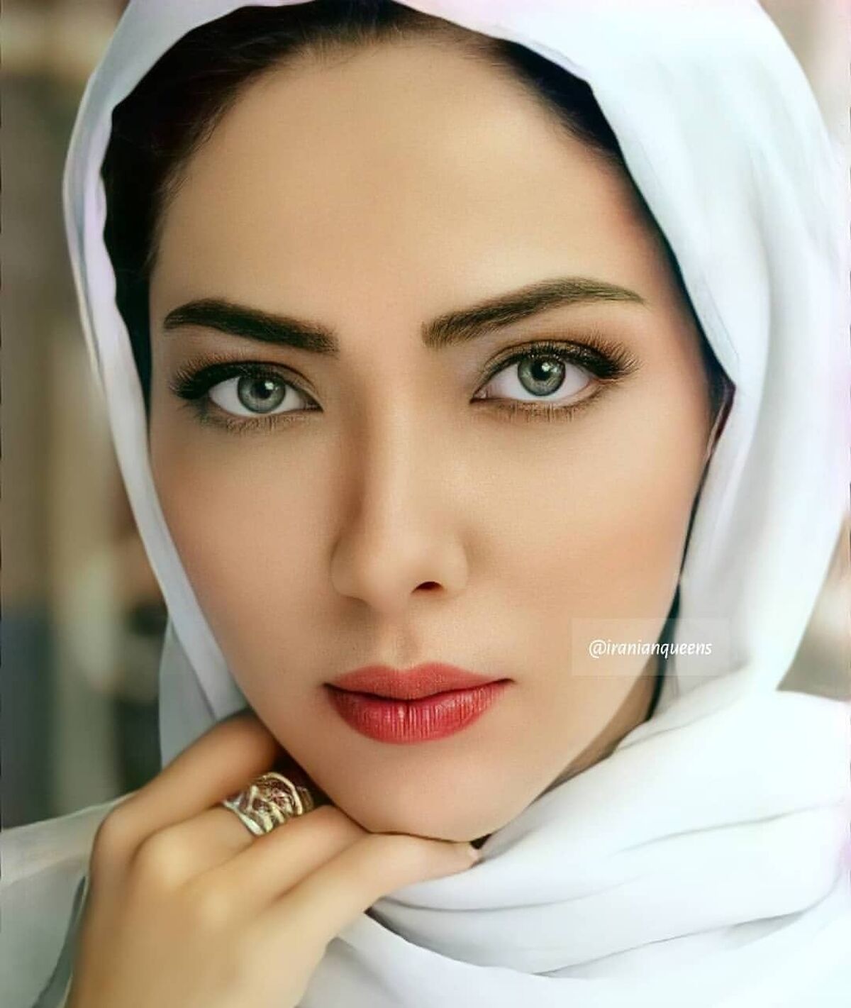 چهره اشک آلود لیلا اوتادی با چشم های ورم کرده همه را شوکه کرد