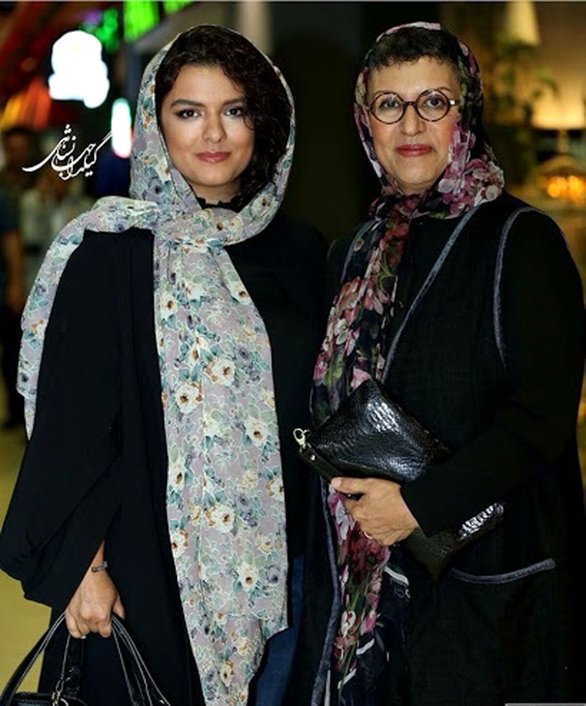 رویا تیموریان به دورهمی آمد/ عکس های رویا تیموریان و دخترش دنیا مدنی