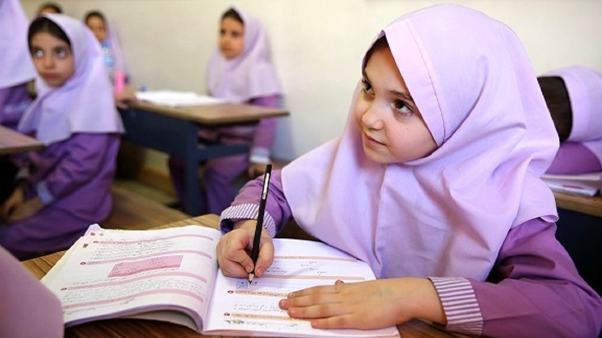 تکلیف باز شدن مدارس در روزهای پنجشنبه و جمعه مشخص شد