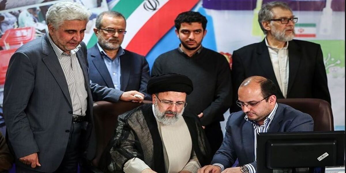 کابینه رئیسی در انتخاب تیم اقتصادی از چه کسانی استفاده و یا تقلید می کند ؟