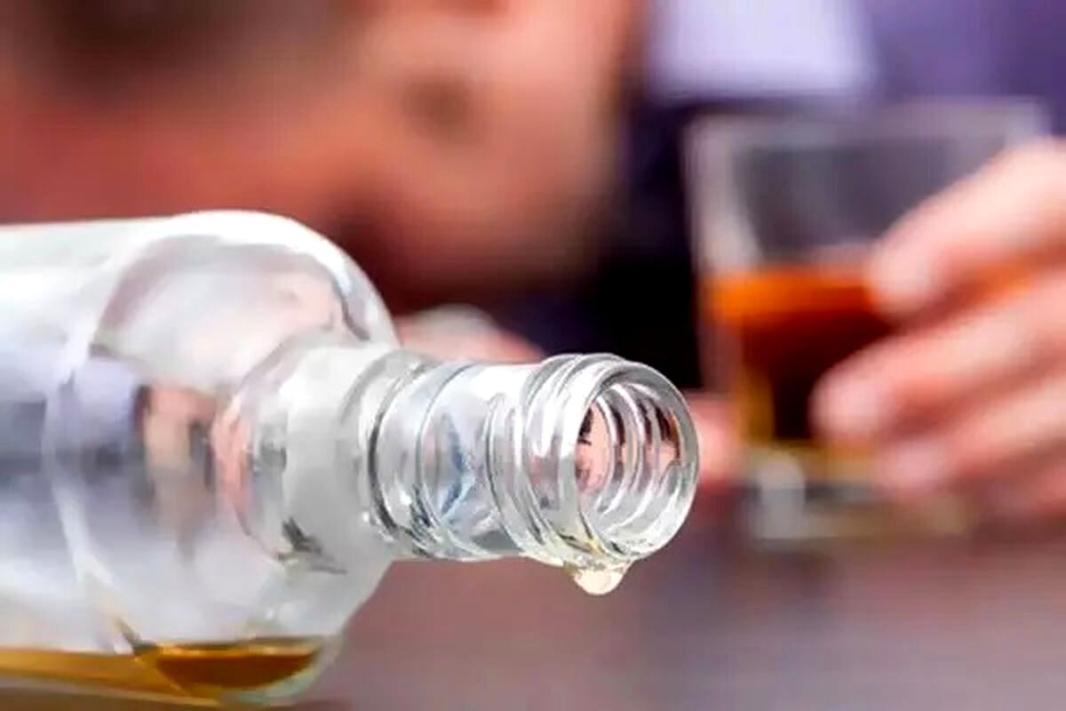 مسمومیت نوشیدنی غیرمجاز  ۷ نفر در پایتخت