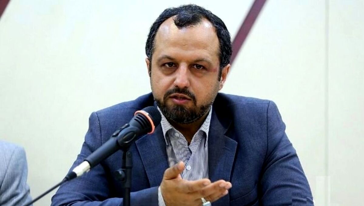 اظهار نظر عجیب وزیر اقتصاد درباره قیمت ارز