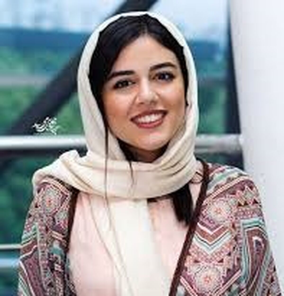 ماهور الوند از تولد یکسالگی سگش عکسی منتشر کرد ! 